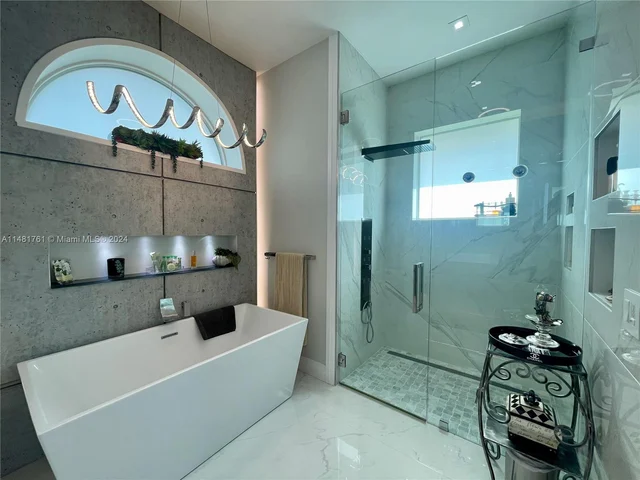 2253 SW 132nd Way, Davie FL 33325