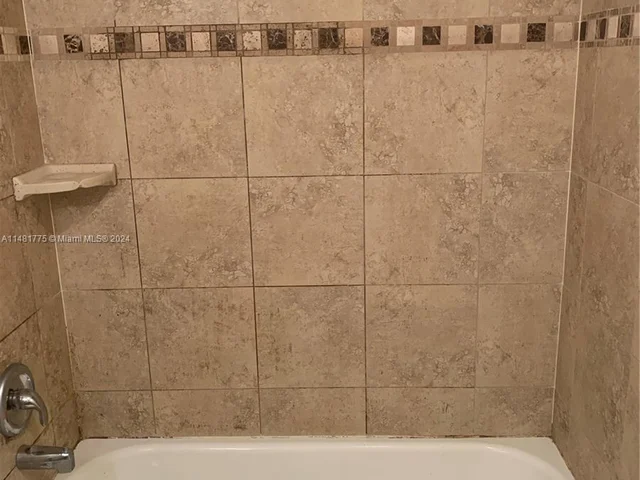 9732 NW 15th St # 306, Pembroke Pines FL 33024