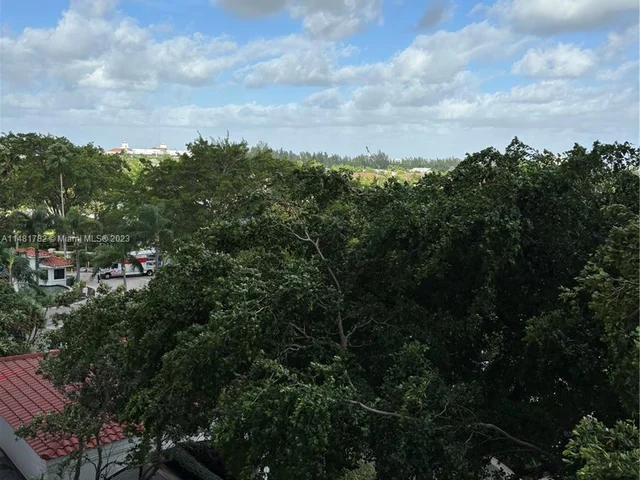 3640 Yacht Club Dr # 504, Aventura FL 33180