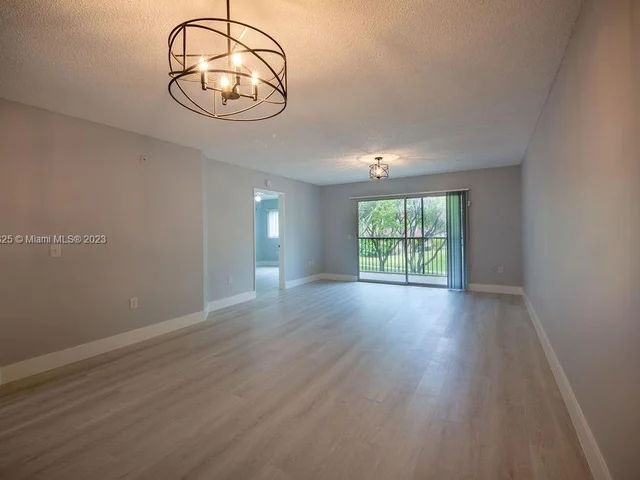 1200 SW 137th Ave # 213E, Pembroke Pines FL 33027