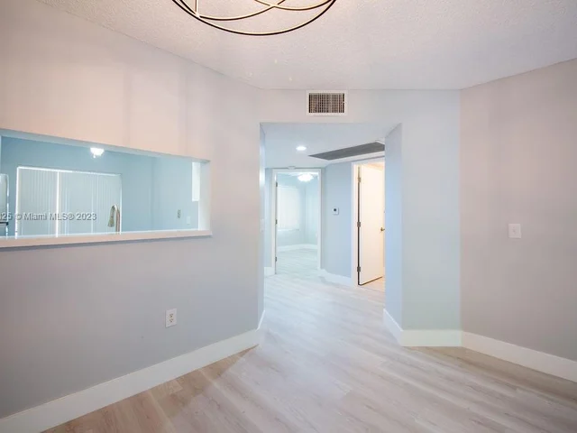 1200 SW 137th Ave # 213E, Pembroke Pines FL 33027