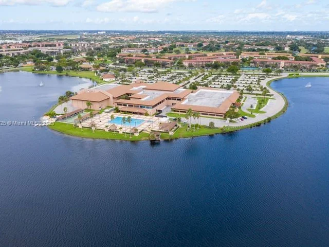 1200 SW 137th Ave # 213E, Pembroke Pines FL 33027
