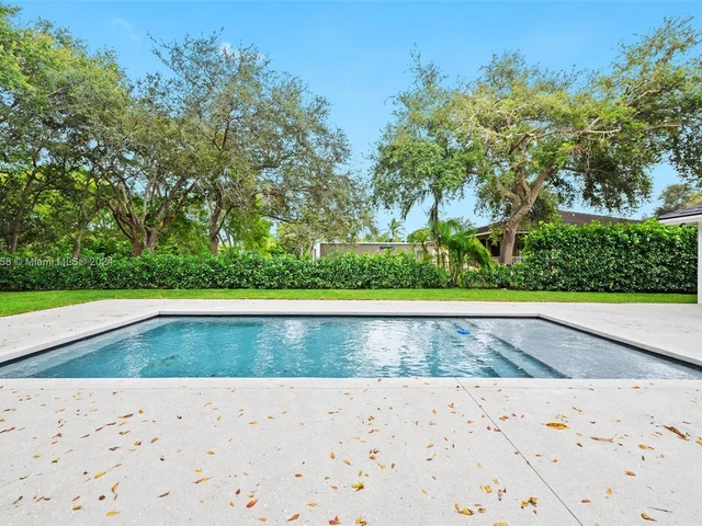 7611 SW 83rd Ct, Miami FL 33143