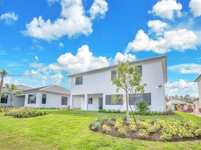 10475 SW 57th Ct, Cooper City FL 33328