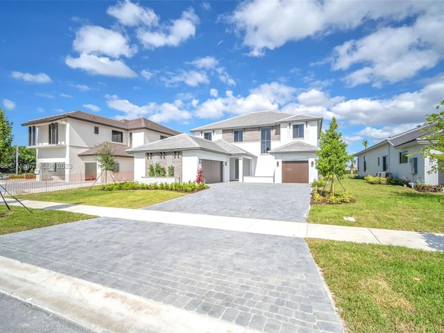 10475 SW 57th Ct, Cooper City FL 33328