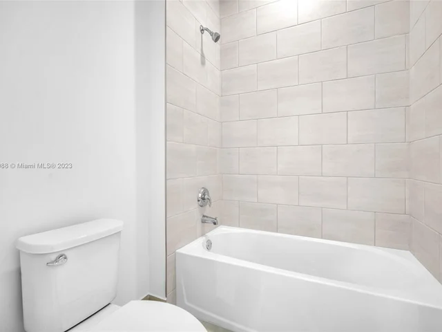 10475 SW 57th Ct, Cooper City FL 33328