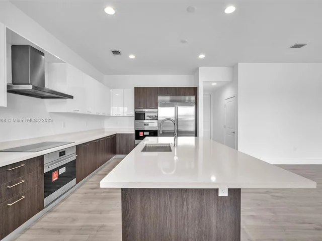 10475 SW 57th Ct, Cooper City FL 33328