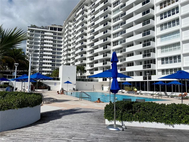 100 Lincoln Rd # 939, Miami Beach FL 33139