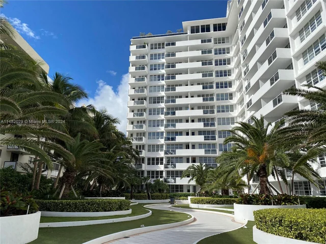 100 Lincoln Rd # 939, Miami Beach FL 33139