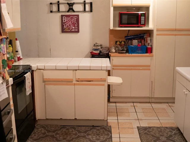 16101 NW 28th Ct, Miami Gardens FL 33054