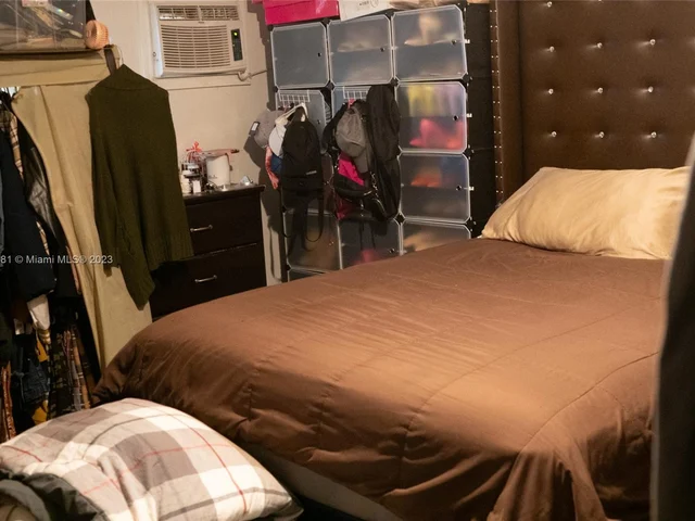 16101 NW 28th Ct, Miami Gardens FL 33054