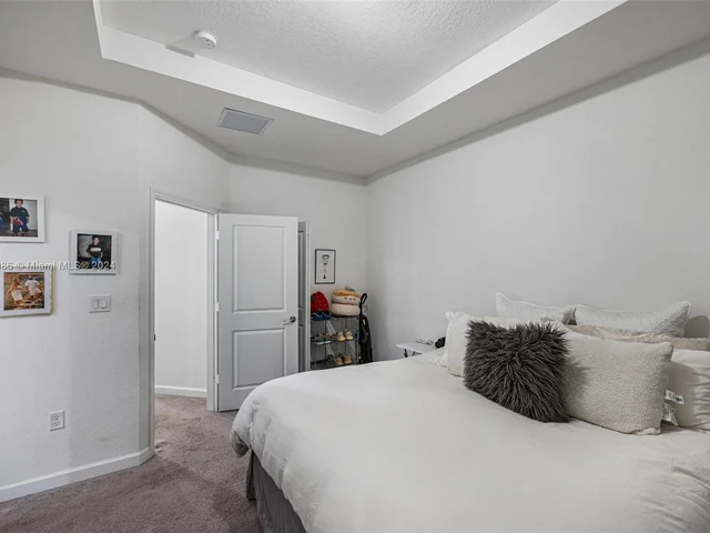 2681 SE 12th St, Homestead FL 33035