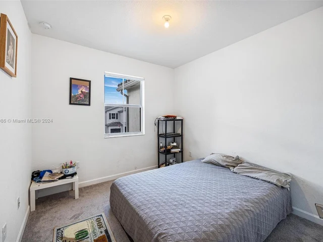 2681 SE 12th St, Homestead FL 33035