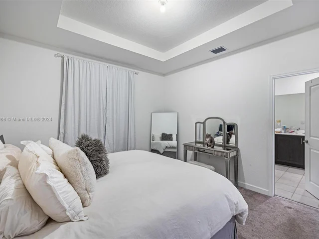 2681 SE 12th St, Homestead FL 33035