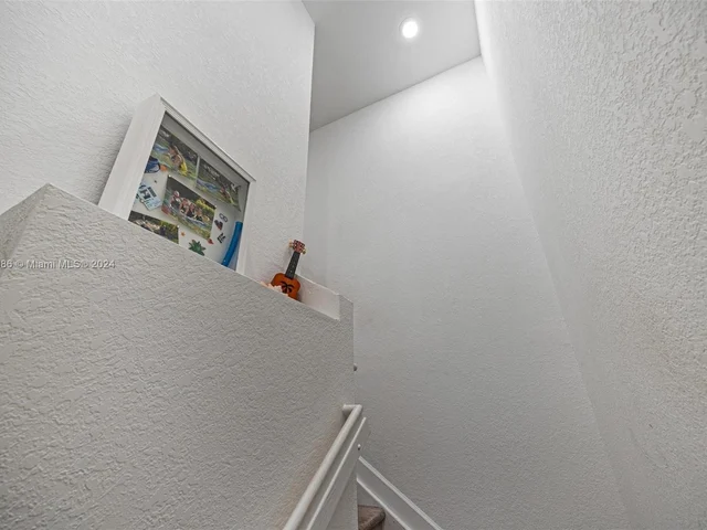 2681 SE 12th St, Homestead FL 33035