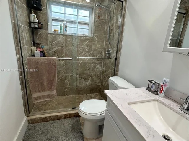 1906 N 44th Ave # 1906, Hollywood FL 33021