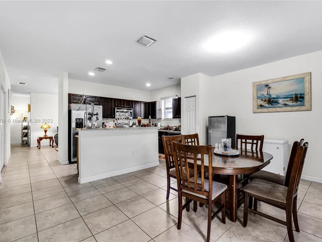 15405 SW 173rd St, Miami FL 33187