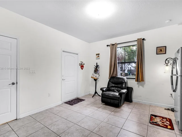 15405 SW 173rd St, Miami FL 33187