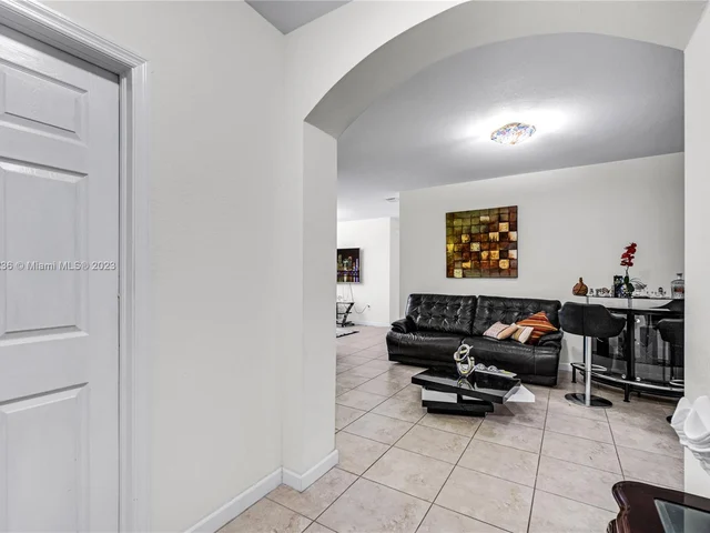 15405 SW 173rd St, Miami FL 33187