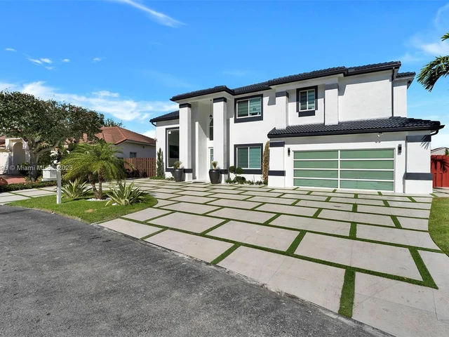 4581 SW 149th Ct, Miami FL 33185