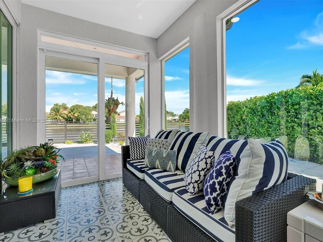 4581 SW 149th Ct, Miami FL 33185