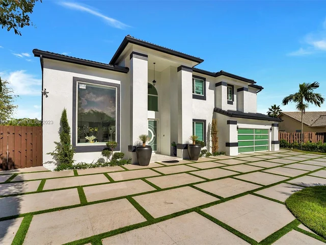 4581 SW 149th Ct, Miami FL 33185