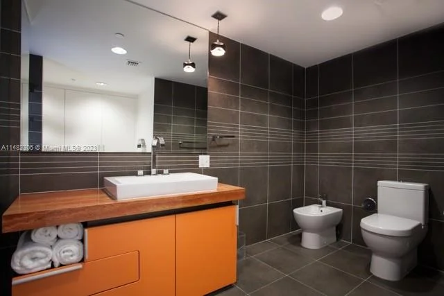 2155 Washington Ct # 110, Miami Beach FL 33139