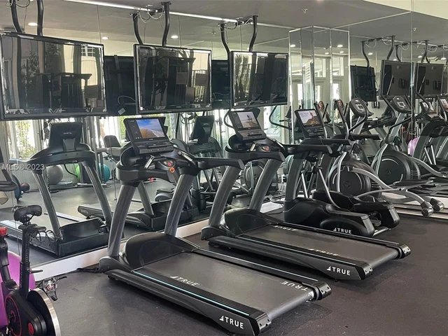 2155 Washington Ct # 110, Miami Beach FL 33139