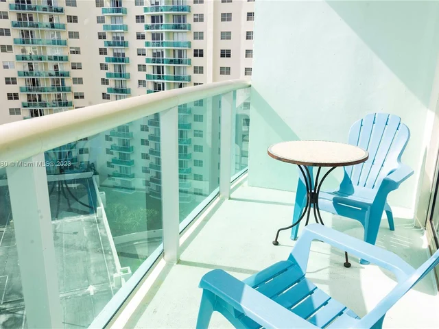 3801 S Ocean Dr # 11M, Hollywood FL 33019