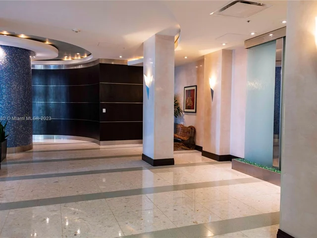 3801 S Ocean Dr # 11M, Hollywood FL 33019