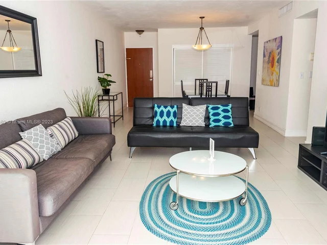 3801 S Ocean Dr # 11M, Hollywood FL 33019