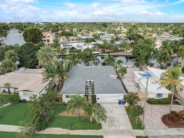 1919 NE 21st St, Fort Lauderdale FL 33305