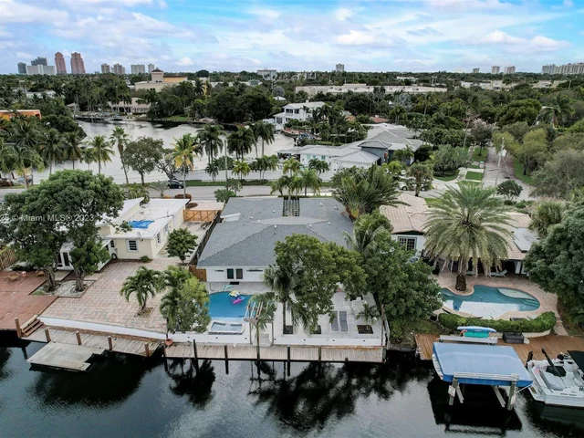 1919 NE 21st St, Fort Lauderdale FL 33305