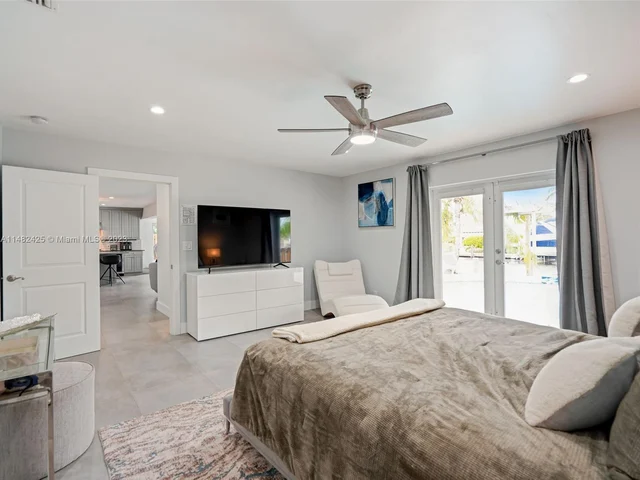 1919 NE 21st St, Fort Lauderdale FL 33305