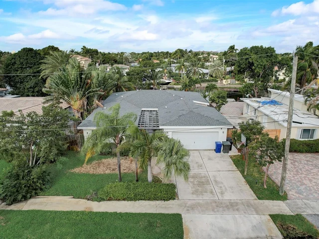 1919 NE 21st St, Fort Lauderdale FL 33305