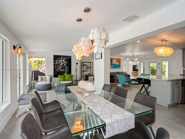 1919 NE 21st St, Fort Lauderdale FL 33305