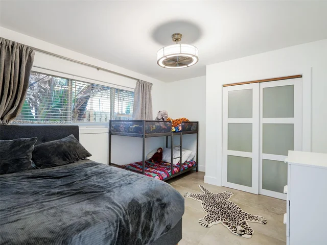 1919 NE 21st St, Fort Lauderdale FL 33305