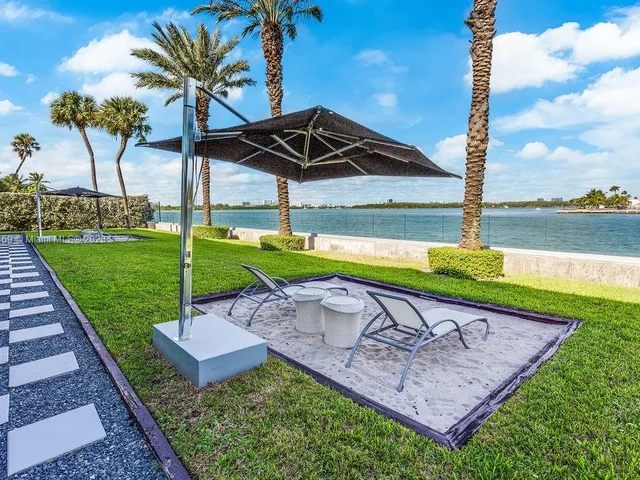 290 Bal Bay Dr # 110, Bal Harbour FL 33154