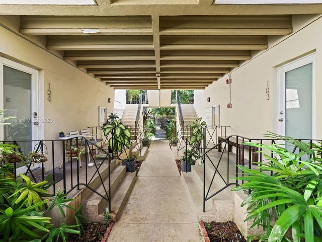 900 Meridian Ave # 103, Miami Beach FL 33139