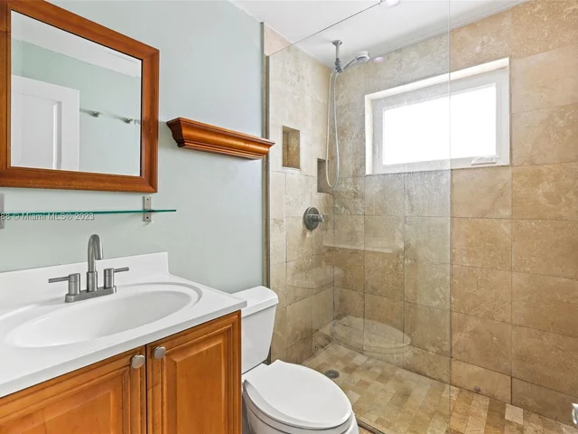 900 Meridian Ave # 103, Miami Beach FL 33139