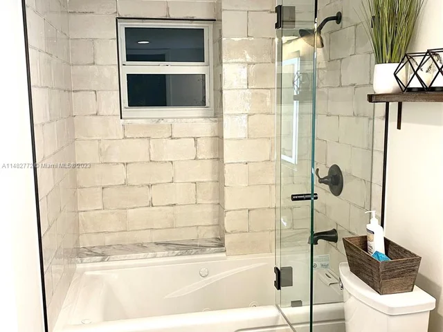 9441 Live Oak Pl # 103, Davie FL 33324