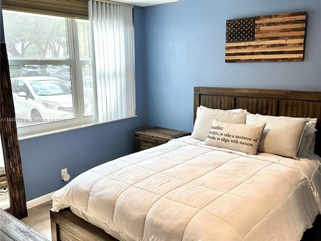 9441 Live Oak Pl # 103, Davie FL 33324