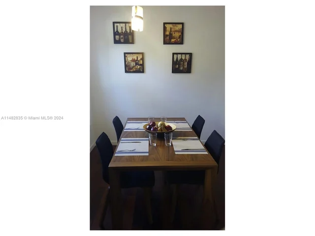 929 Meridian Ave # 5, Miami Beach FL 33139