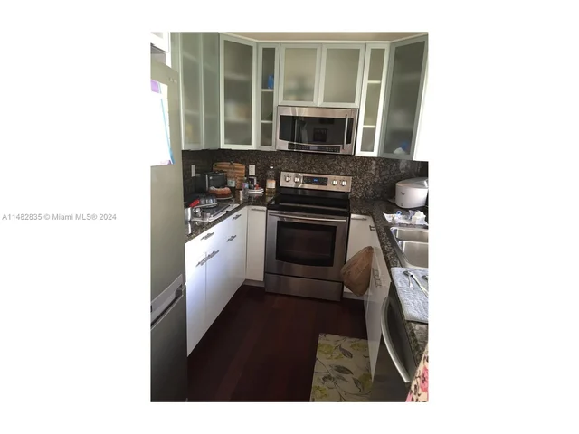929 Meridian Ave # 5, Miami Beach FL 33139
