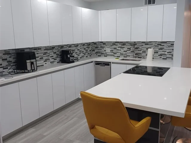 13550 SW 6th Ct # 402A, Pembroke Pines FL 33027