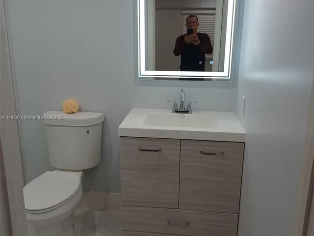 13550 SW 6th Ct # 402A, Pembroke Pines FL 33027