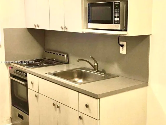 6511 Santona St # C14, Coral Gables FL 33146