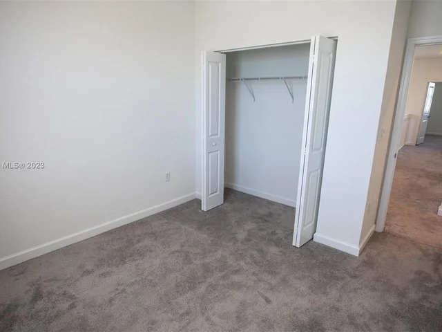 1373 SE 26th Rd, Homestead FL 33035