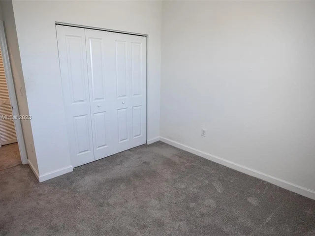 1373 SE 26th Rd, Homestead FL 33035