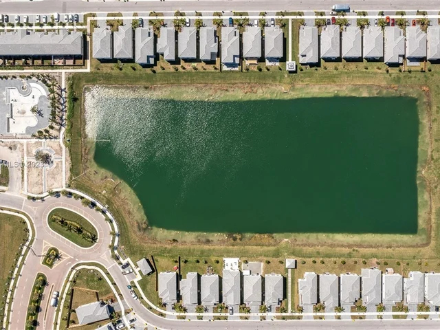 1373 SE 26th Rd, Homestead FL 33035